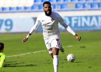 Beşiktaş, Boupendza transferini bitiriyor
