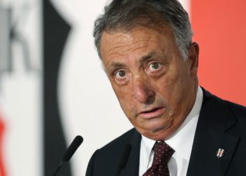 Beşiktaş başkanı Covid-19’a yakalandı