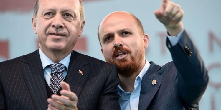 Bilal Erdoğan: Cumhurbaşkanımız Batı Afrika’ya gidince Fransa bir sıçrıyor