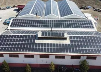 Binalara en az yüzde 5 'yenilenebilir enerji' şartı düzenlemesi Resmi Gazete'de