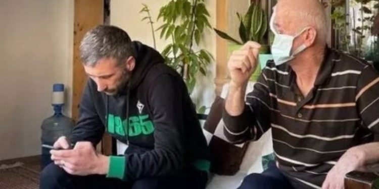 Bir sivilce ile hayatı kabusa döndü: Burnunu tamamen kaybetti