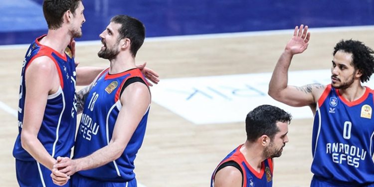Bitci Basketbol Türkiye Kupası'nın şampiyonu Anadolu Efes
