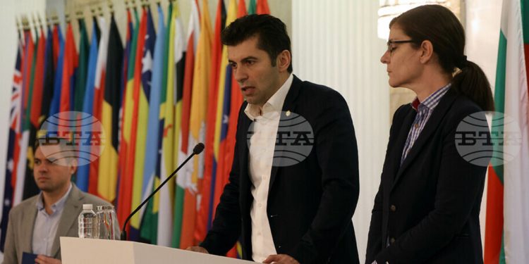 Bulgaristan Ukrayna’ya insani ve askeri-lojistik yardım gönderecek