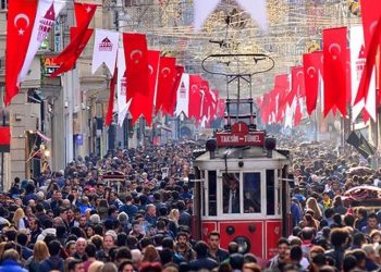CHP'li Tekin: Önümüz seçim ve biz yine kaç kişiyiz, tam olarak bilmiyoruz
