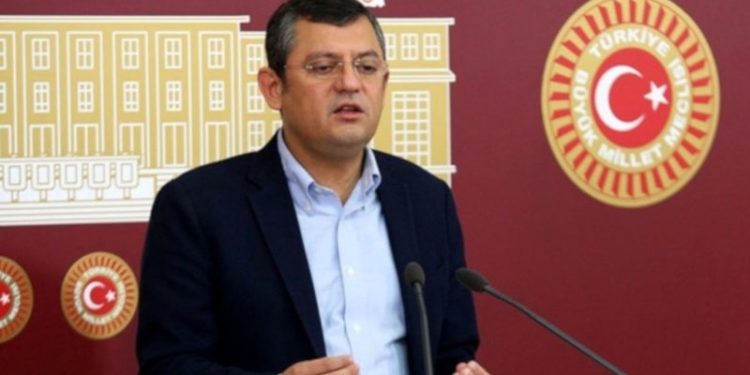 CHP'li Özel: Erdoğan'ı yenmek için gün sayıyoruz