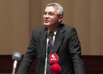 CHP’li Salıcı: Bu kara kışta battaniyelerle ısınmaya çalışanlar var