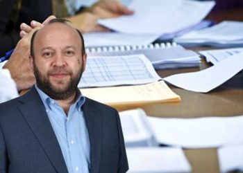 CHP’li belediyeden ihale alan AKP’li görevden alındı iddiası