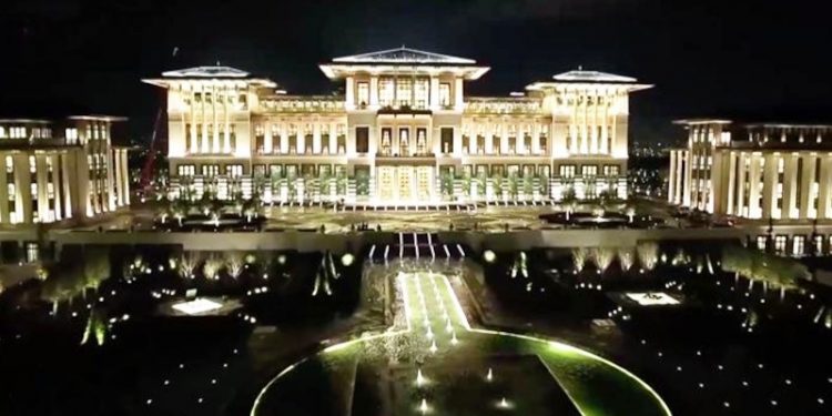 CHP’li vekilin iddiası: Saray kaçak elektrik kullanıyor