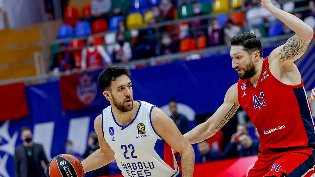 CSKA Moskova: 97 - Anadolu Efes: 99