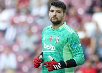 Chelsea ve Nice, Ersin Destanoğlu için karşı karşıya!