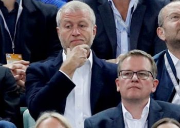 Chelsea’nin sahibi Abramoviç, kulübün yönetimini bıraktı