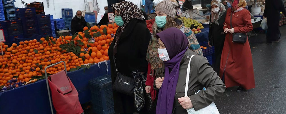 Dünya yazarı Oğuz: Korktuğumuz hiperenflasyon başımıza geldi