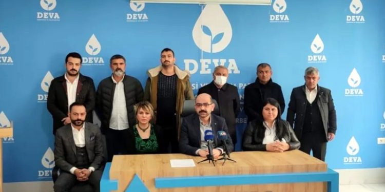 DEVA Partisi Diyarbakır İl Başkanı Ülsen: Anadilin engellenmesi kültürel jenosittir