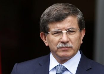 Davutoğlu: Bahçeli'nin dilinin terbiye edilmesi gerekir
