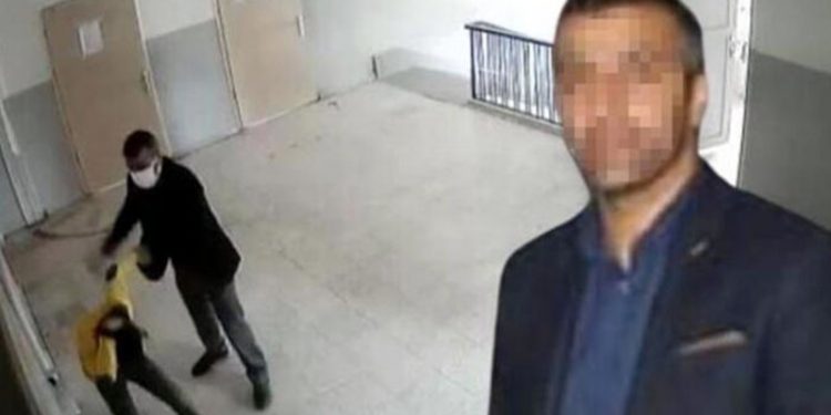 'Dayakçı öğretmene' hapis cezası verildi, hükmün açıklanması ertelendi