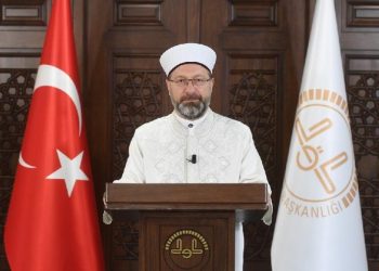 Diyanet: Sigara haram, bırakalım