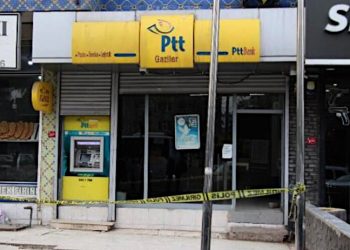 Diyarbakır'da bir PTT şubesinde silahlı soygun