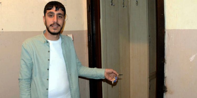 Diyarbakır'da hırsızlar dairede bir şey bulamayınca kapıyı çaldılar