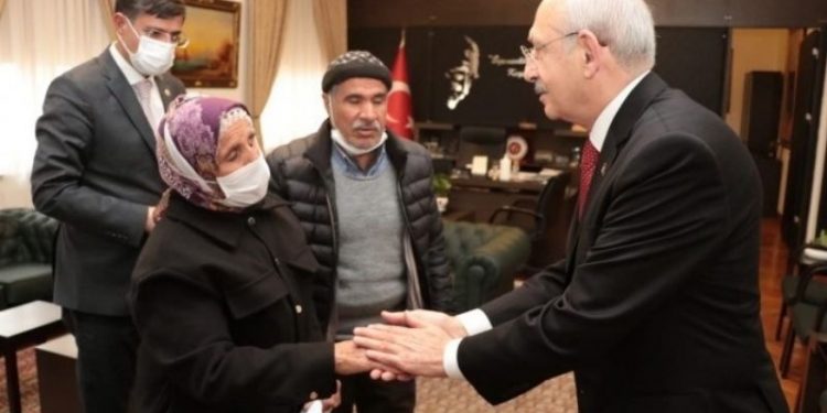 Doku ailesi Kılıçdaroğlu ile görüştü