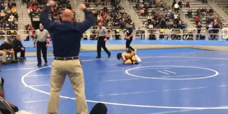 Doğuştan bacakları olmayan güreşçi, şampiyon oldu