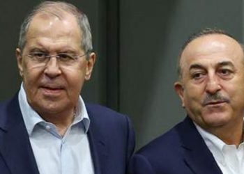 Dışişleri Bakanlığı: Çavuşoğlu Rus mevkidaşı Lavrov ile görüştü, askeri operasyonların durdurulması çağrısında bulundu