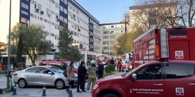 Ege Üniversitesi Hastanesi'nde yangın