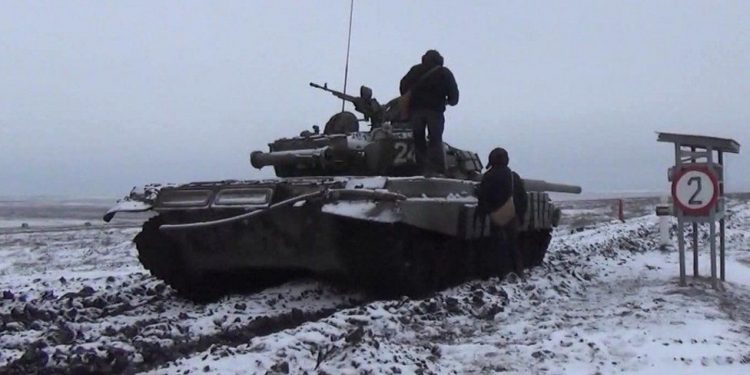 El Pais: 'ABD, Rusya'ya Ukrayna'yı tehdit etmemesi karşılığında silahsızlanma önerdi'