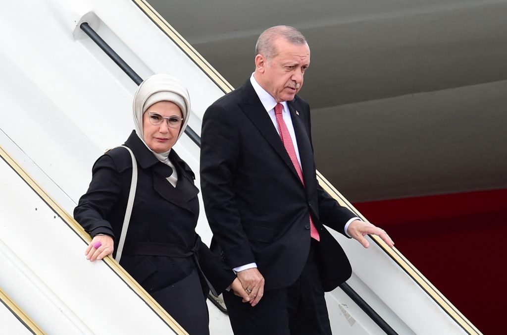 Emine Erdoğan, BAE gezisinde yok