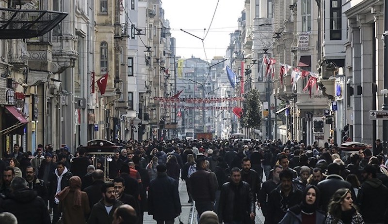 En kalabalık il İstanbul, en az ise Dersim