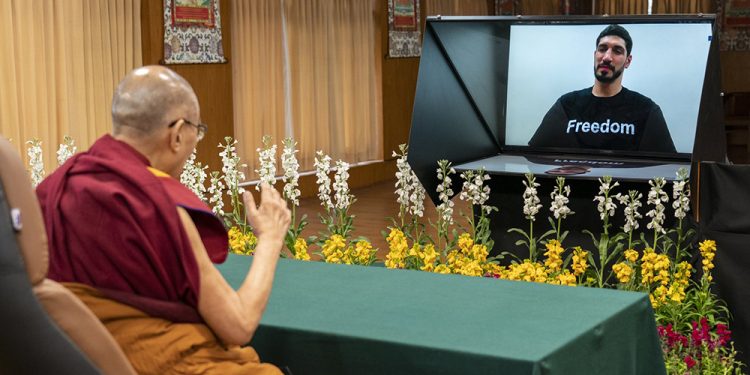 Enes Kanter Freedom, Dalai Lama ile görüştü: Ne büyük onur!
