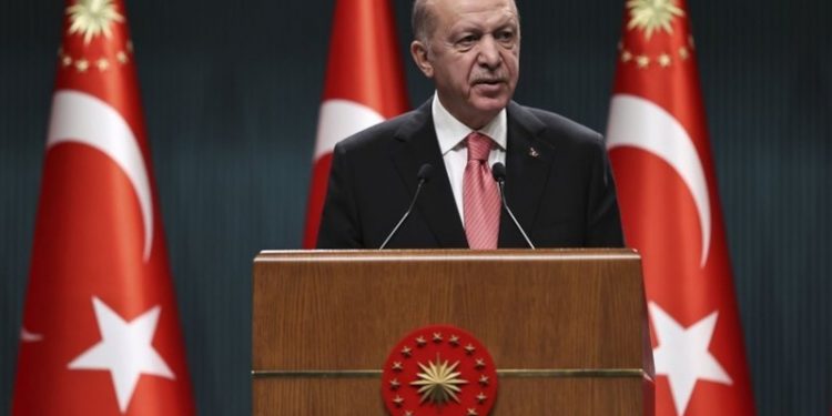 Erdoğan: Elektrik tarifesi vatandaşlarımız lehine yeniden değerlendirilecek