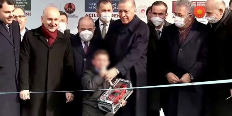 Erdoğan, Kılıçdaroğlu’na ‘hain’ dedirttiği çocukla ilgili konuştu: Ne dediği önemli değil