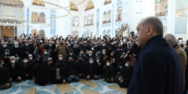 Erdoğan: İki Sinovac, 3 Biontech aşısı oldum