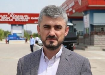 Erdoğan&rsquo;ın avukatı vekalet &uuml;creti istedi, icra ile tehdit etti