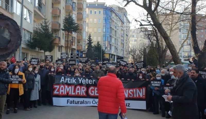 Eskişehir'de fatura protestosuna polis müdahalesi