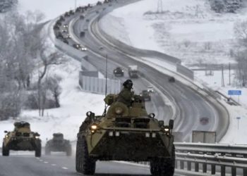 Eski Ukrayna savunma bakanı: Rusya'nın Kiev'i almaya yetecek kadar askeri hazır durumda