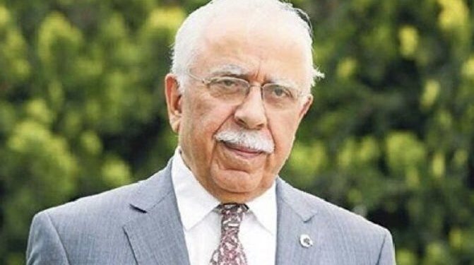 Eski devlet bakanı Sadi Somuncuoğlu hayatını kaybetti