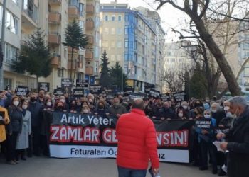 Eskişehir'de fatura protestosuna polis müdahalesi