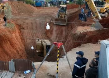 Fas'ta kuyuya düşen beş yaşındaki çocuğu kurtarma mücadelesi