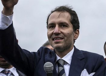 Fatih Erbakan: Cumhur İttifakı'nda yer alma ihtimalimiz y&uuml;zde 1'in altında