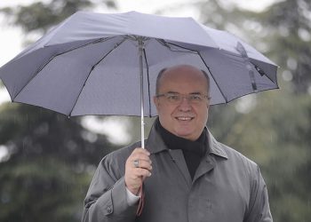 Fehmi Koru: Torunlarımıza anlatmakta zorlanacağımız iddialar çoğalıyor