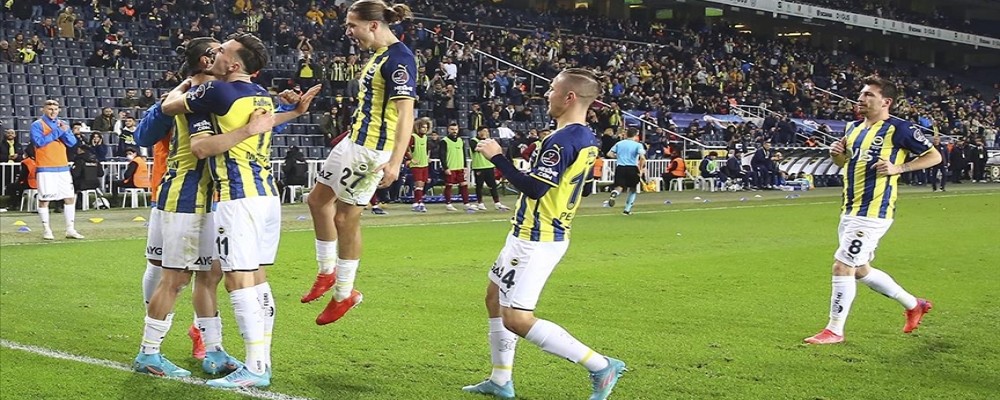 Fenerbahçe, üst üste 2. galibiyetini elde etti