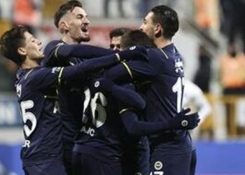 Fenerbahçe, 90+1'de hayat buldu!