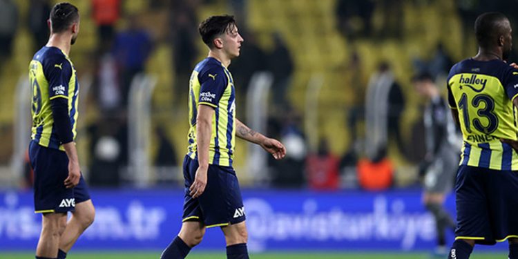 Fenerbahçe, Kadıköy'de son 2 sezonda 40 puan bıraktı