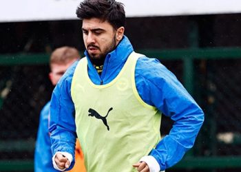 Fenerbahçe'de milli futbolcu Ozan Tufan antrenmana çıktı