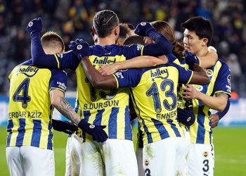 Fenerbahçe'nin Başakşehir maçı ilk 11'i belli oldu