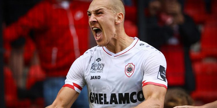 Fenerbahçe'nin eski futbolcusu Michael Frey durdurulamıyor