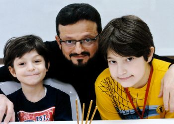 Fevzi Yazıcı’nın ikinci sergisi açıldı: Kendisi tutuklu, eserleri dünyayı dolaşıyor