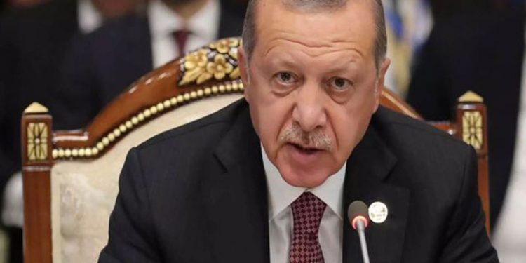 Financial Times, Erdoğan'ı ve ekonomik krizi yorumladı: Tarih kapıyı çalabilir