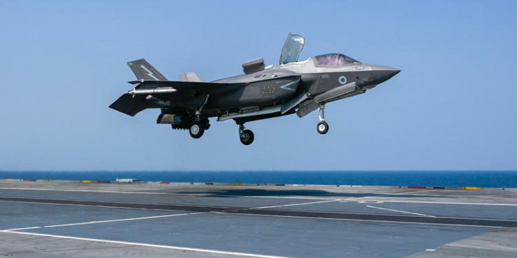 Finlandiya, ABD'den 64 adet F-35 savaş uçağı alımı için anlaşma imzaladı